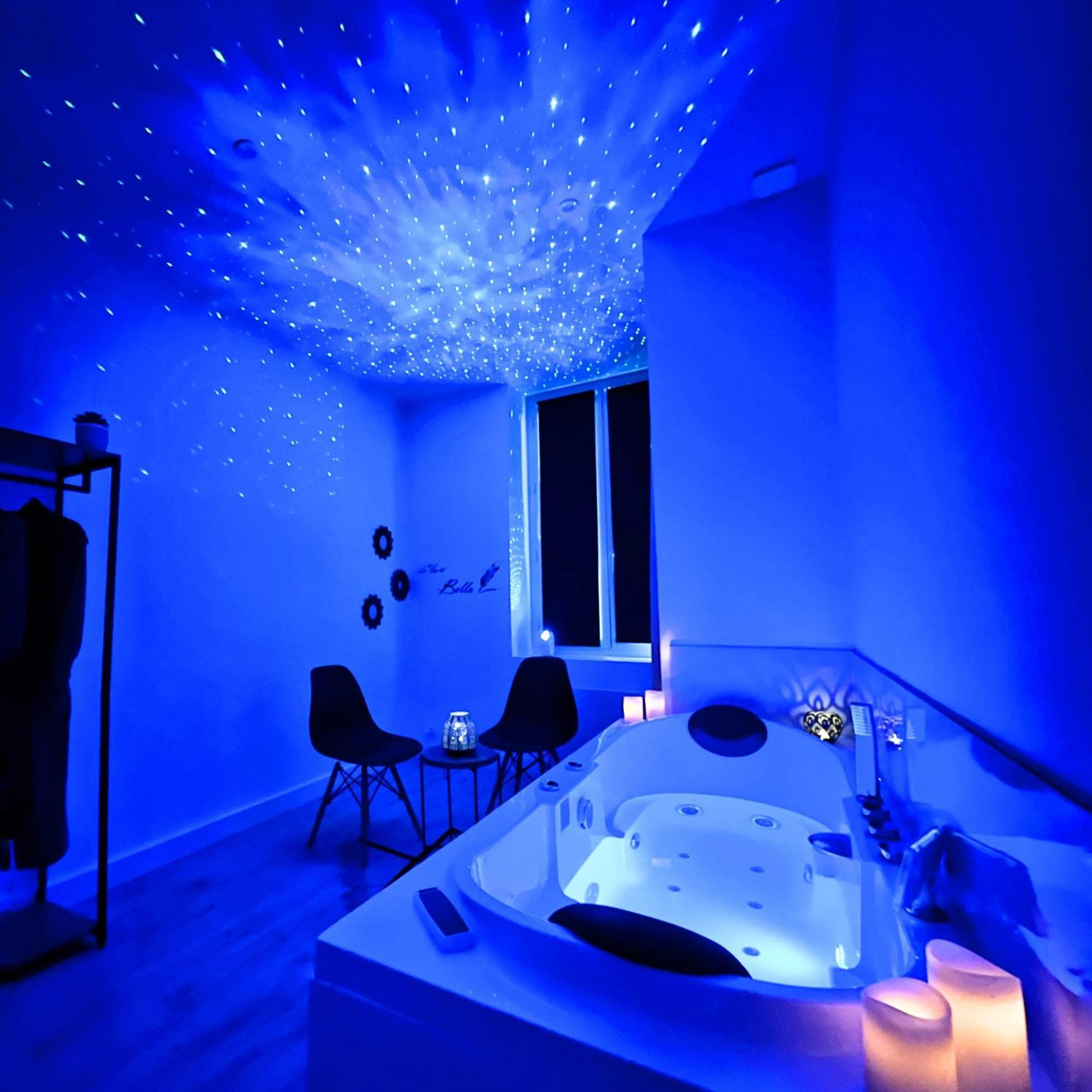 Cinema & Jacuzzi Aux Etoiles - Casabianca Suite Saint-Etienne  Exterior photo